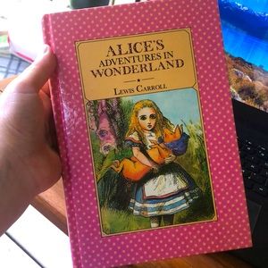 Alice in wonderland book 1986 edition